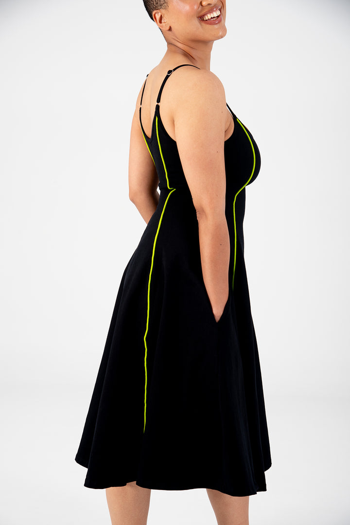 Asri Dress Binding Midi in Black/Lime