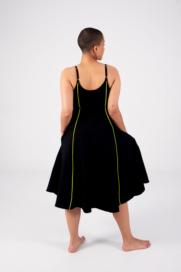 Asri Dress Binding Midi in Black/Lime