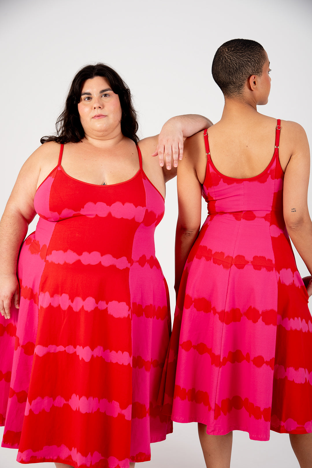 Asri Dress Midi Petite in All the Pinks