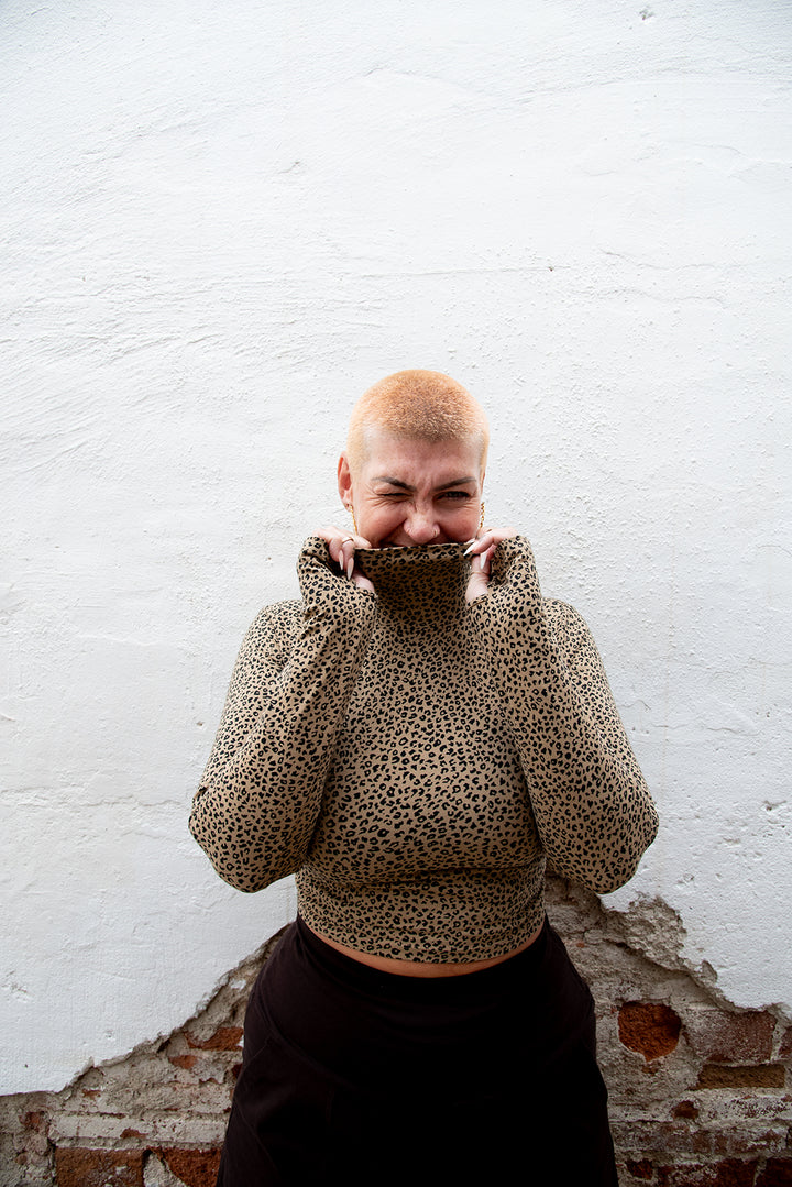 Turtle Neck Long Sleeve Crop Top with Hole in Classic Leopard